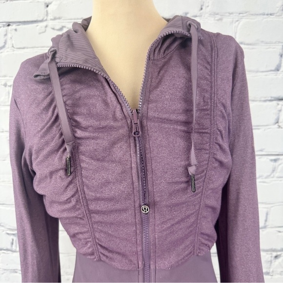 Lululemon Dance Studio Jacket III Women 8 Purple Fog Reversible Yoga Gym Workout - Picture 6 of 16